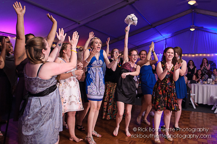 catching bouquet