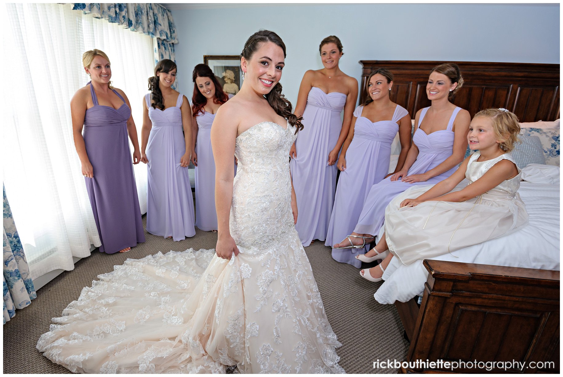 bride and bridesmaids at Mountain View Grand