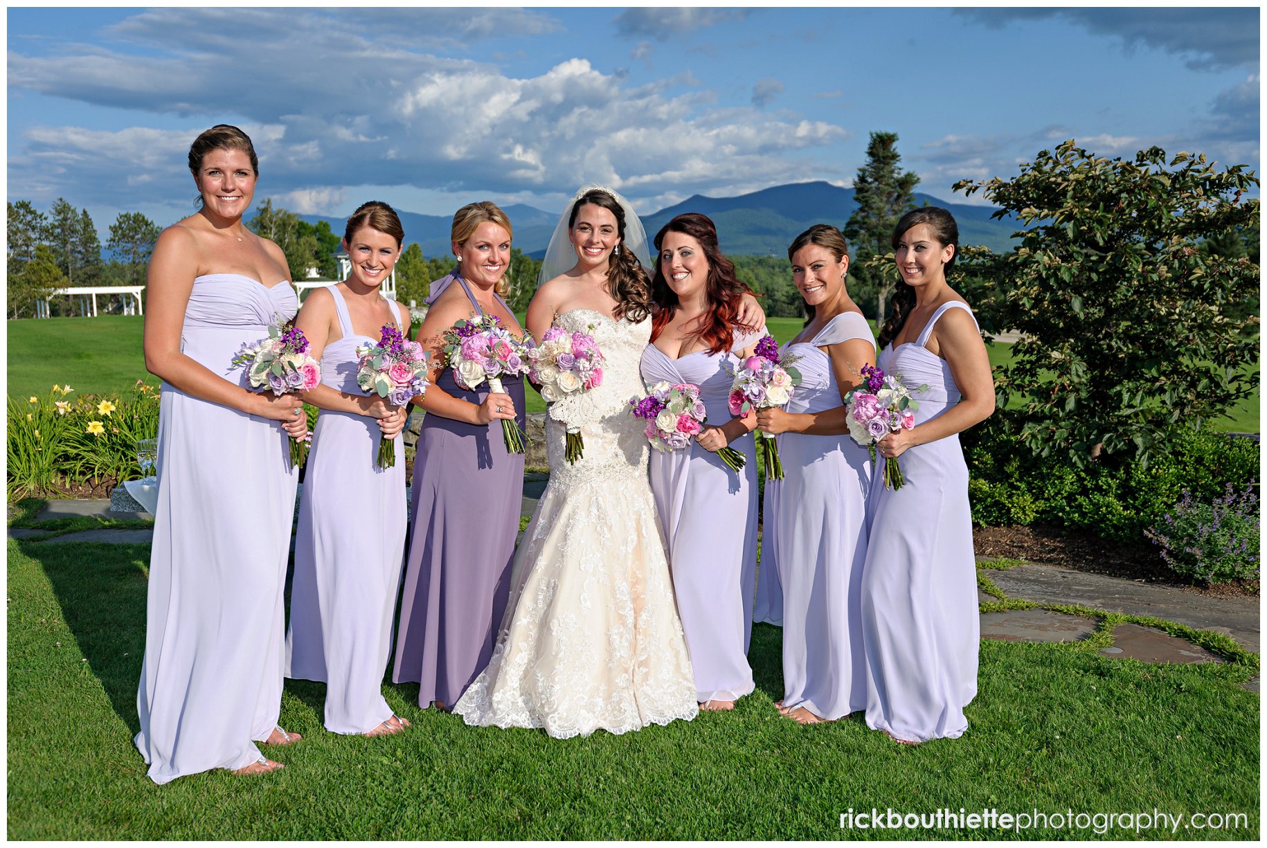 Bride and her bridesmaids at Mountain View Grand