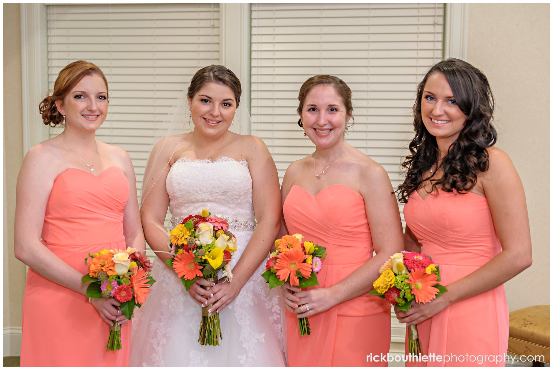 bride & her bridesmaids