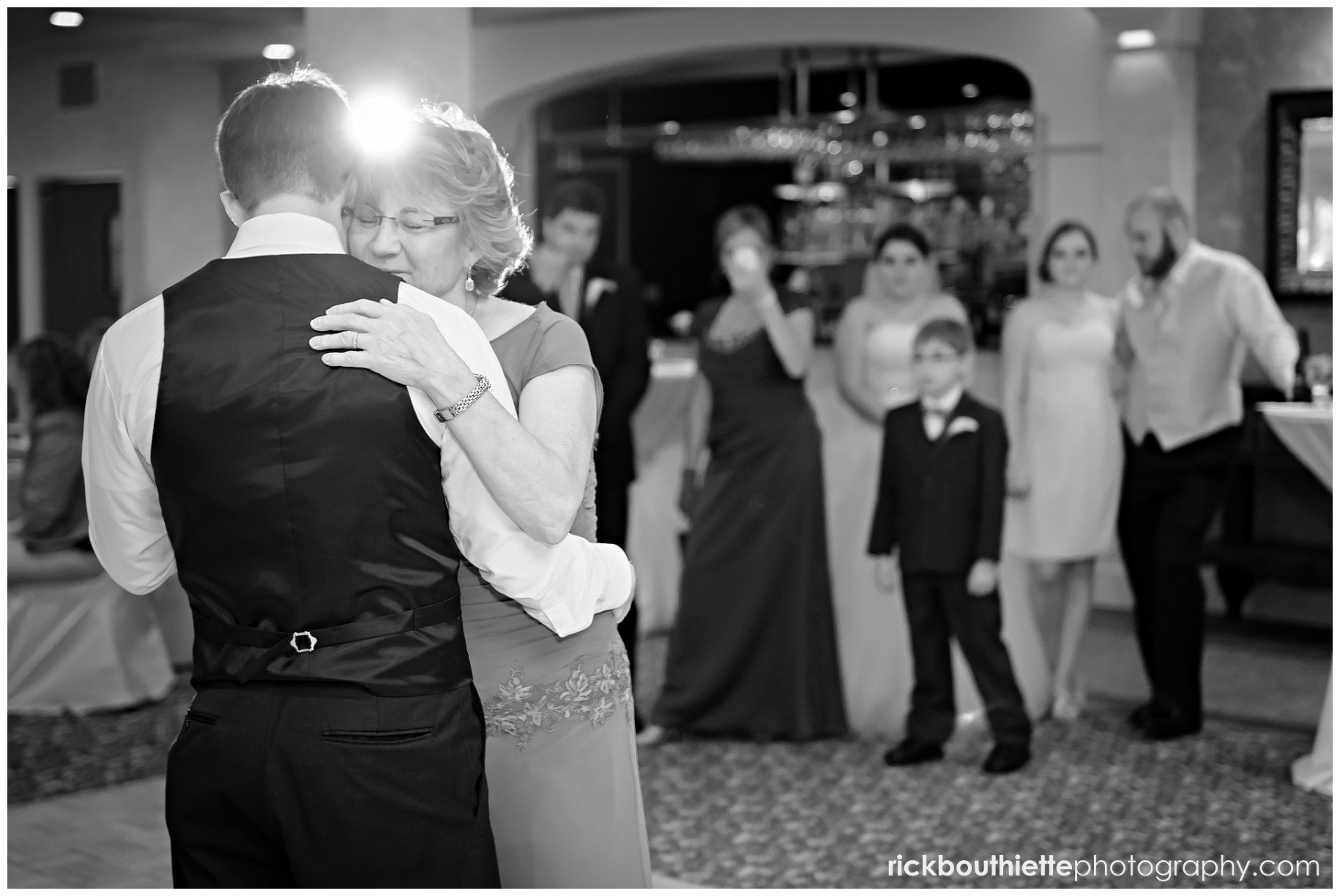 gorrom dances with his Mother at wedding