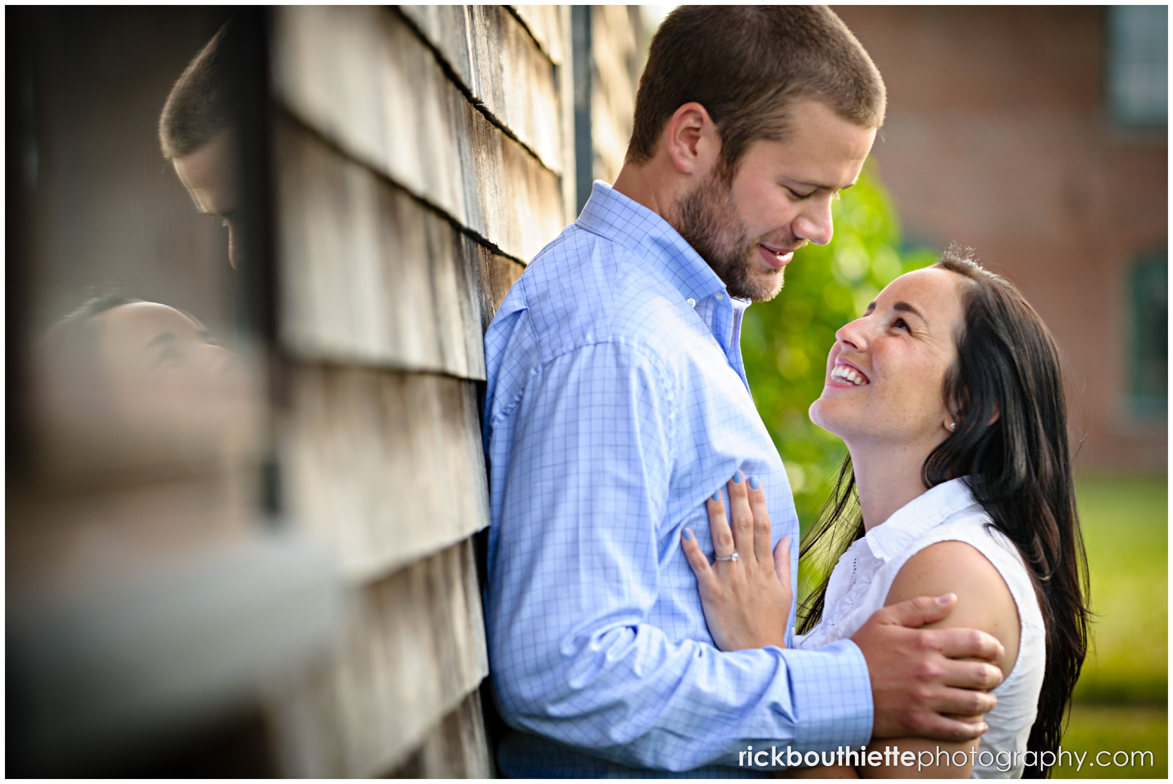 couple in Prescott Park during seacoast engagement session