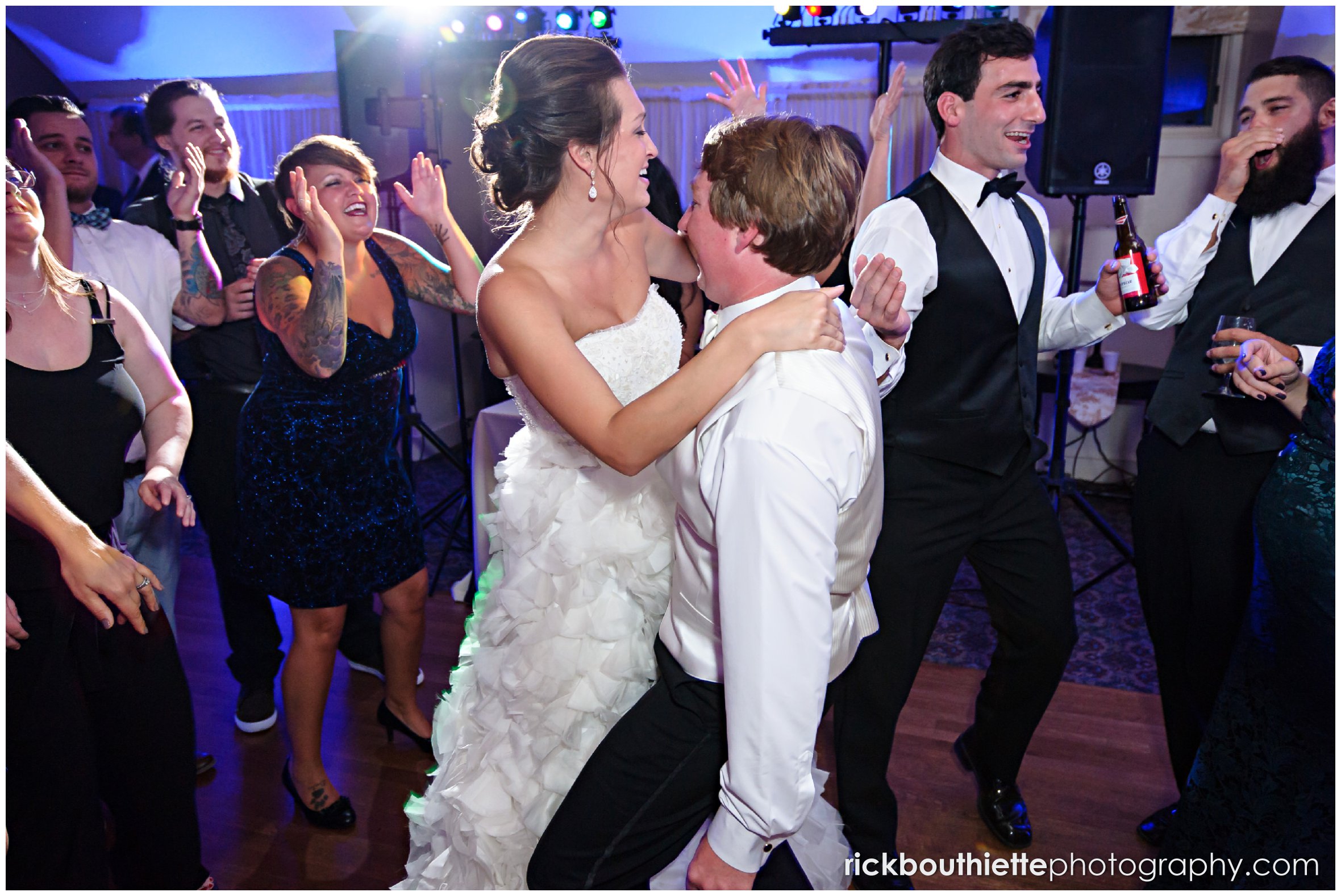 dancing at Castle In The Clouds wedding