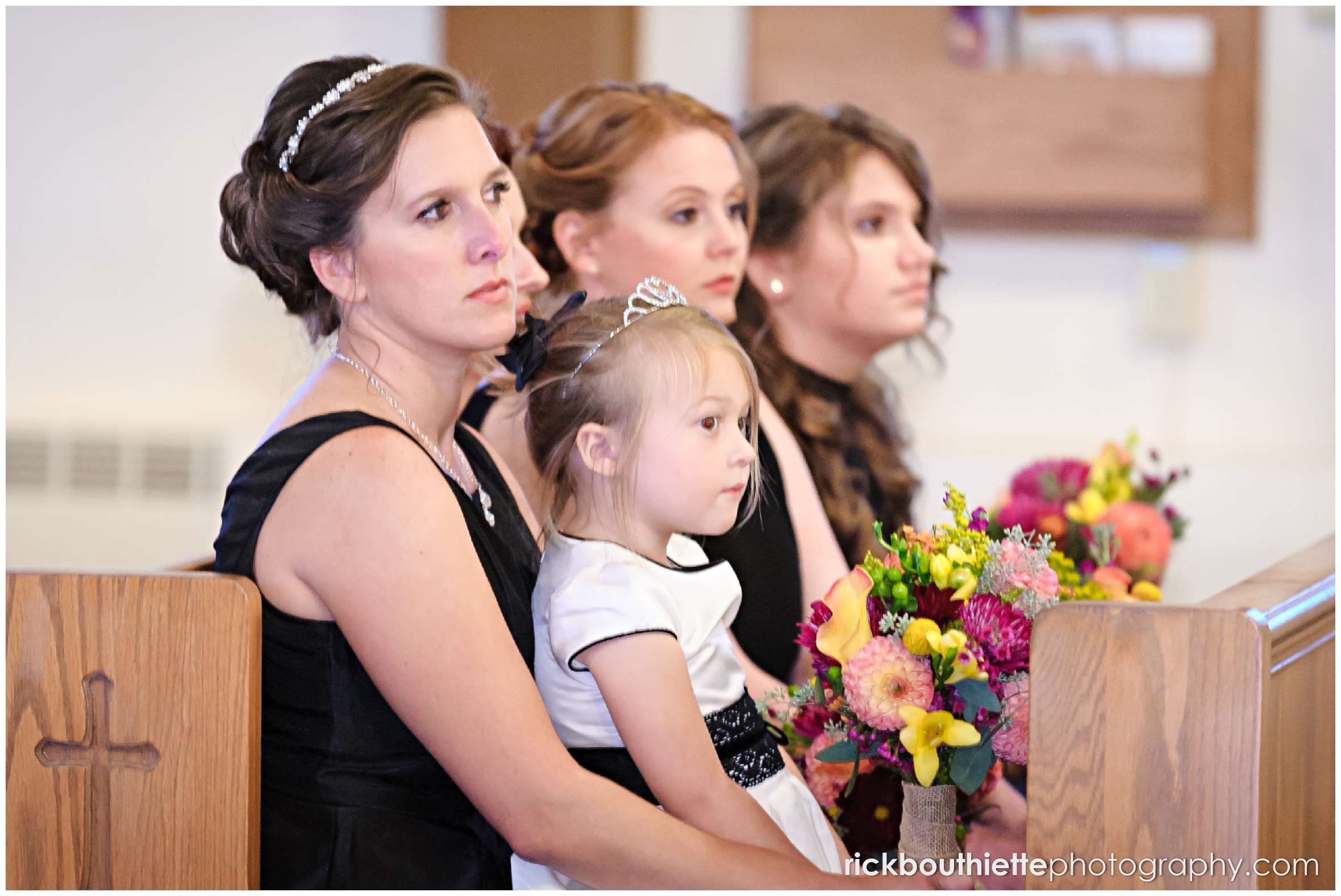 bridesmaids at New Hampshire seacoast wedding ceremony