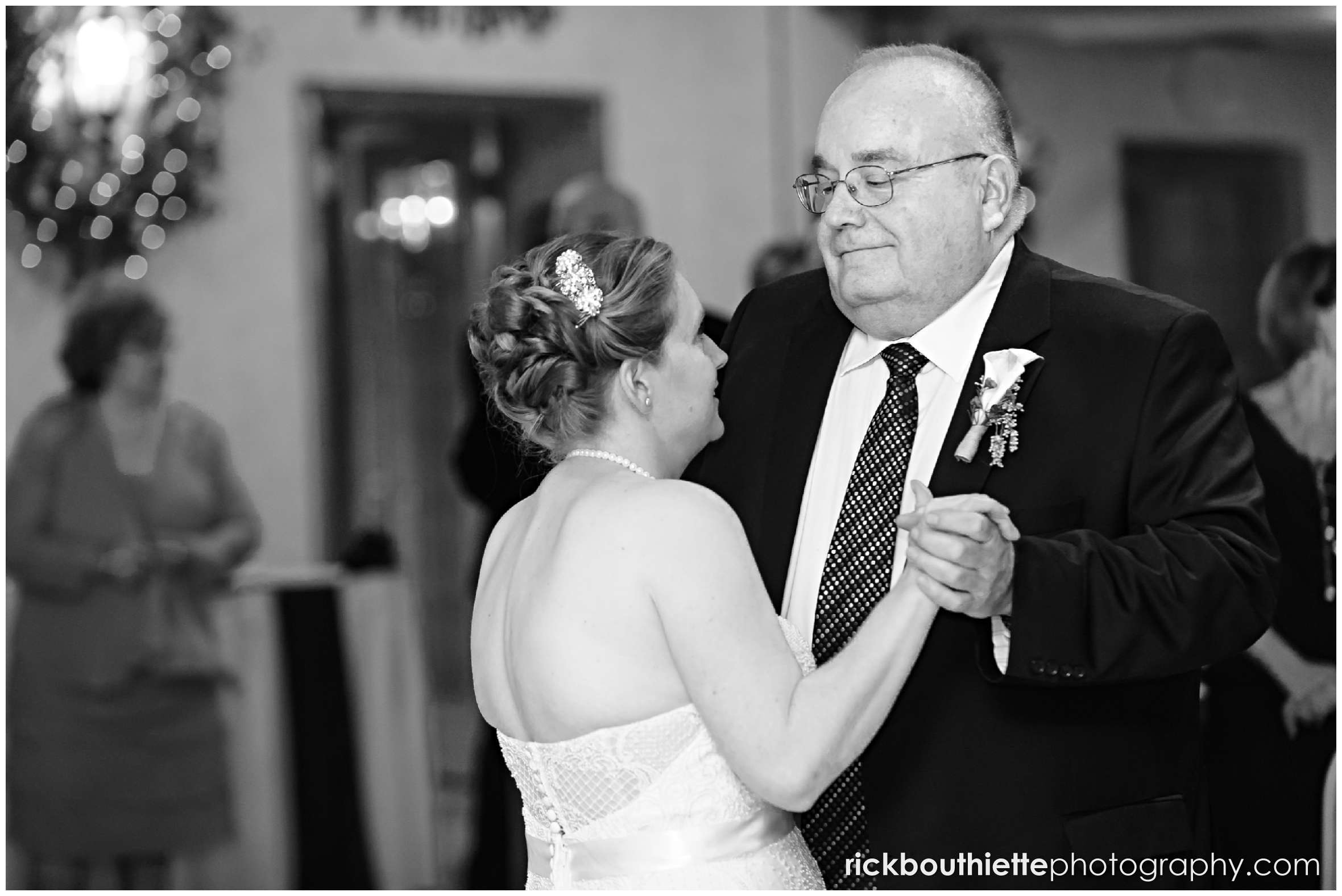 father daughter dance in black & white at Harris' Pelham Inn wedding