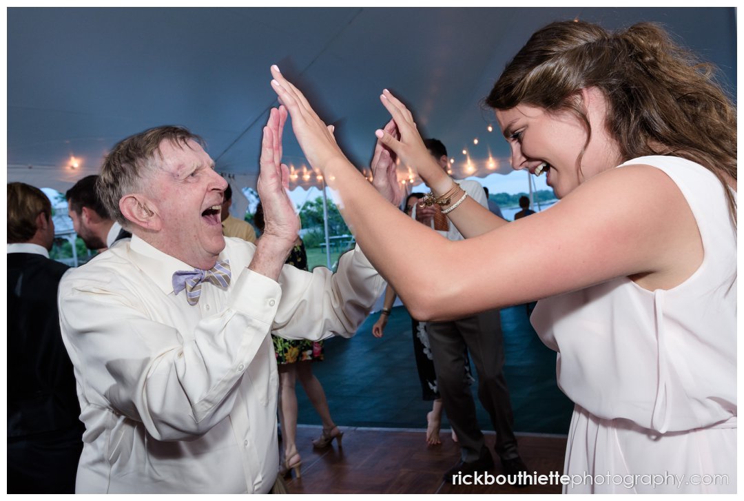 guests dancing at New Hampshire Seacoast Science Center wedding reception