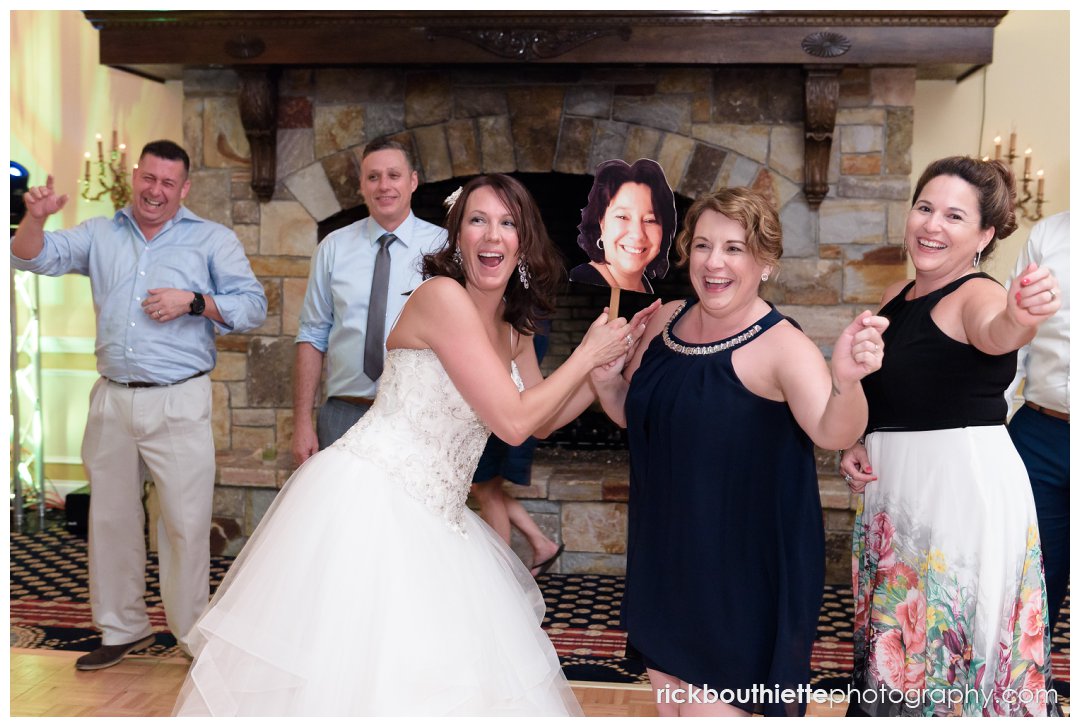 guests dancing at Mountain View Grand Resort wedding reception