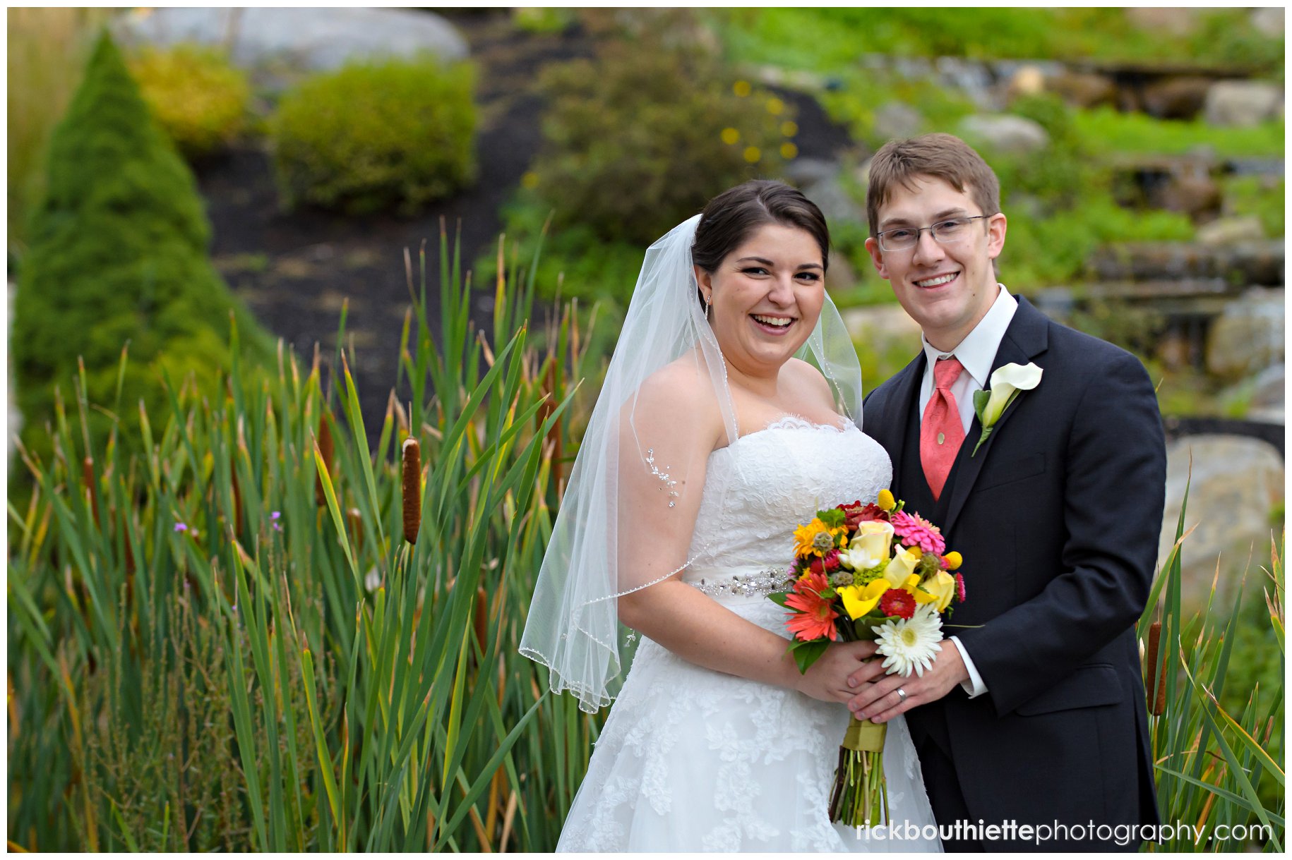 Atkinson Country Club Wedding :: Dustin + Sarah