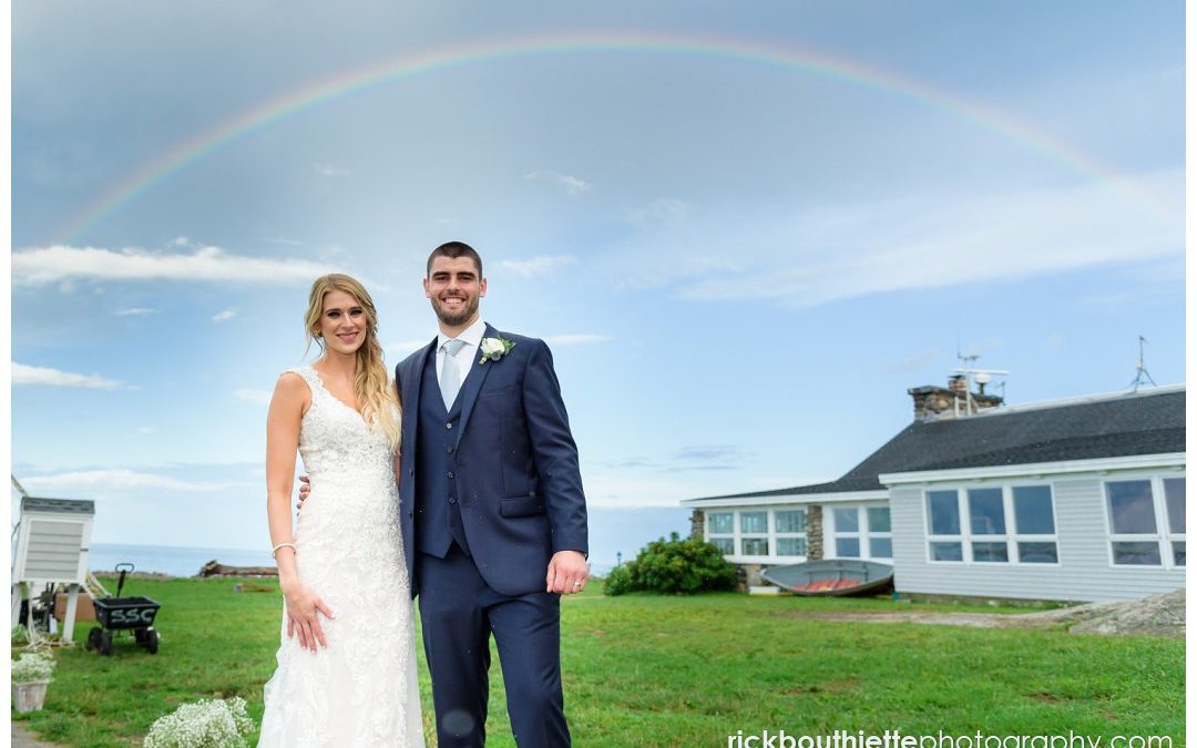 An Outdoor Seacoast Science Center Wedding :: Jeff & Lauren