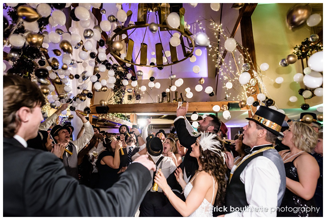 midnight balloon drop at the Bedford Village Inn New Year’s Eve wedding